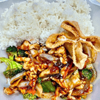 Best Szechuan Chicken (Lunch) in Wichita, KS